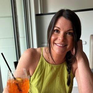 Meet your Posher, Lissa d.